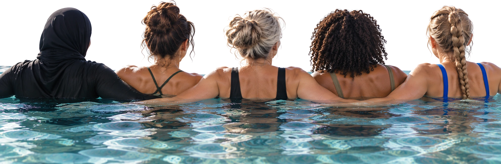Fünf Frauen stehen nebeneinander im Wasser des Lehrschwimmbeckens